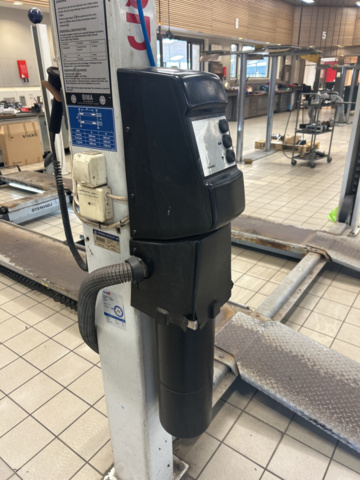 1235397-20 4-pelarlyft 4000 kg med frihjulslyft - Stenhöj 005300 430A -2006