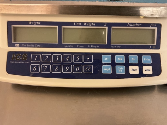 1206688-3 Digital scale ICS