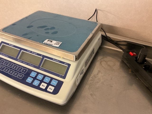 1206688-6 Digital scale ICS