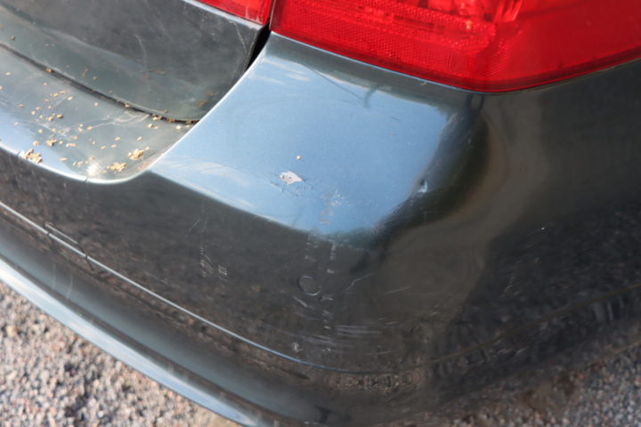 1262736-20 BMW 320d Touring 2009