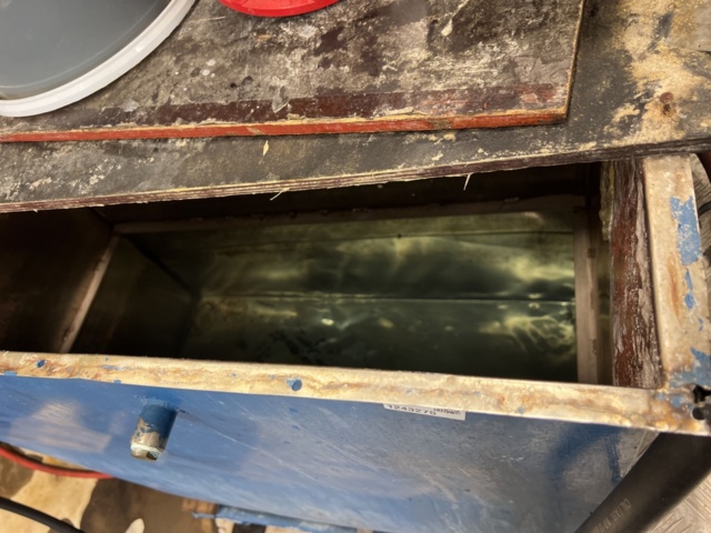 1243275-9 Laundry equipment dry cleaning