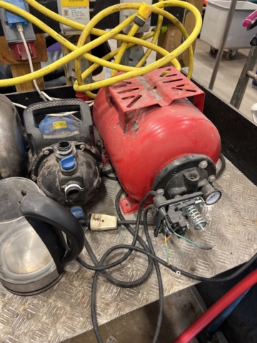 1243275-10 Laundry equipment dry cleaning