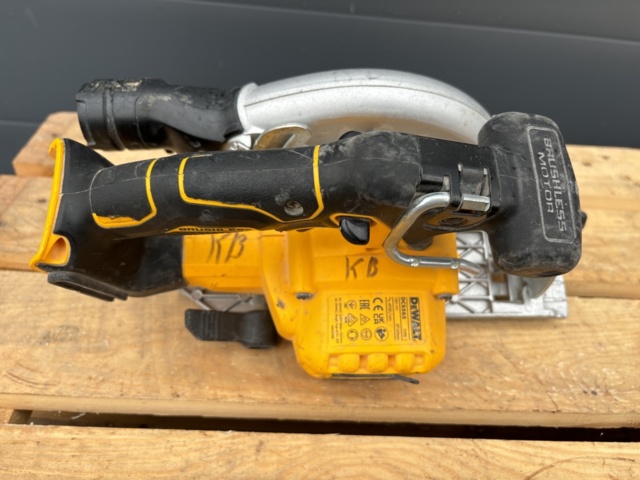 1135601-3 DeWalt tool kit 18V