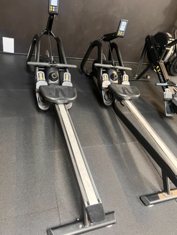 1260244-7 Rowing machine Matrix Rower