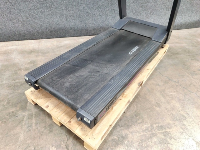 1264901-4 Treadmill Cybex 710T
