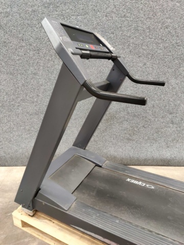 1264901-13 Treadmill Cybex 710T