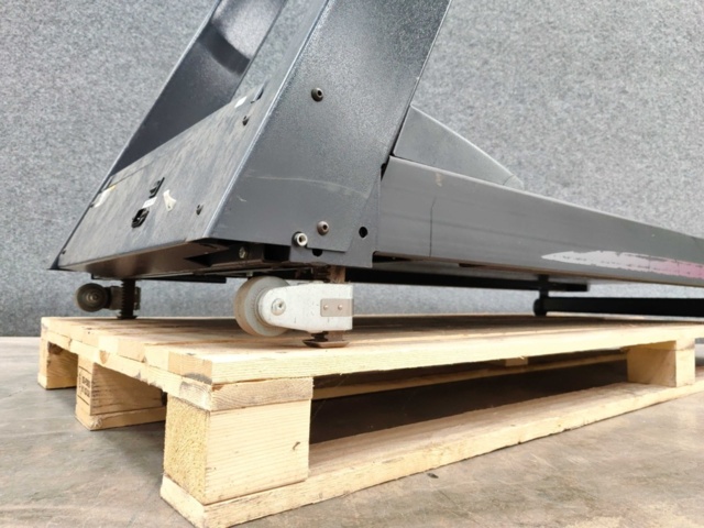 1264901-14 Treadmill Cybex 710T