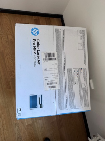 1240000-4 HP Color LaserJet Pro MFP 4302fdw - Ny i kartong