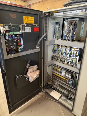 1198992-7 Industrial robot KUKA