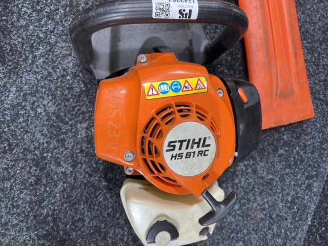 1243361-4 Hedge trimmer Stihl hs81rc