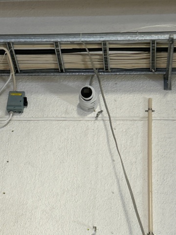 1225115-13 Surveillance system with 10 cameras and recording box - Gigamedia