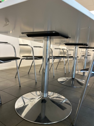 1223698-4 Conference table, armchairs, whiteboard, no wardrobe