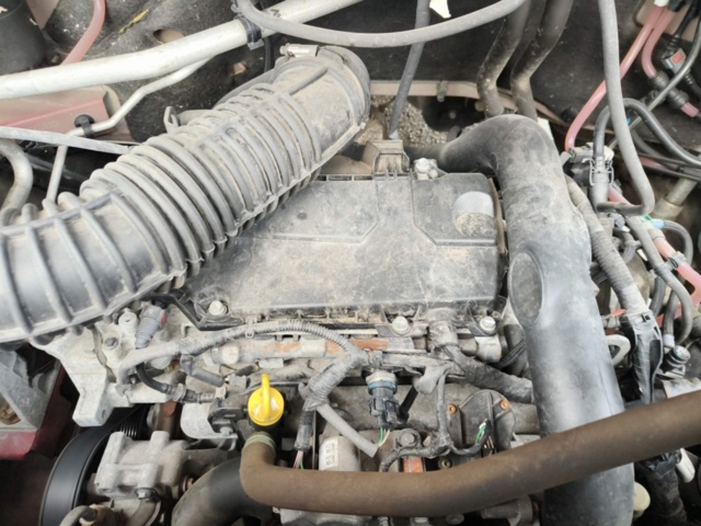 1237167-61 Tractor Renault Master 3.5 T 2.3 dCi -2012