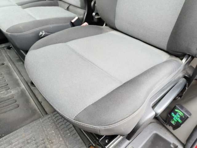 1237167-77 Tractor Renault Master 3.5 T 2.3 dCi -2012