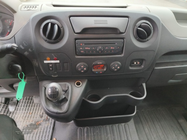 1237167-80 Tractor Renault Master 3.5 T 2.3 dCi -2012