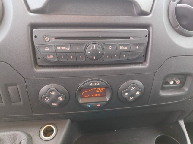 1237167-81 Tractor Renault Master 3.5 T 2.3 dCi -2012