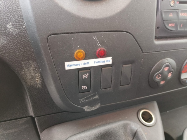 1237167-82 Tractor Renault Master 3.5 T 2.3 dCi -2012