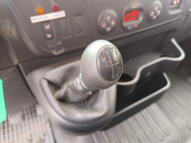 1237167-83 Tractor Renault Master 3.5 T 2.3 dCi -2012