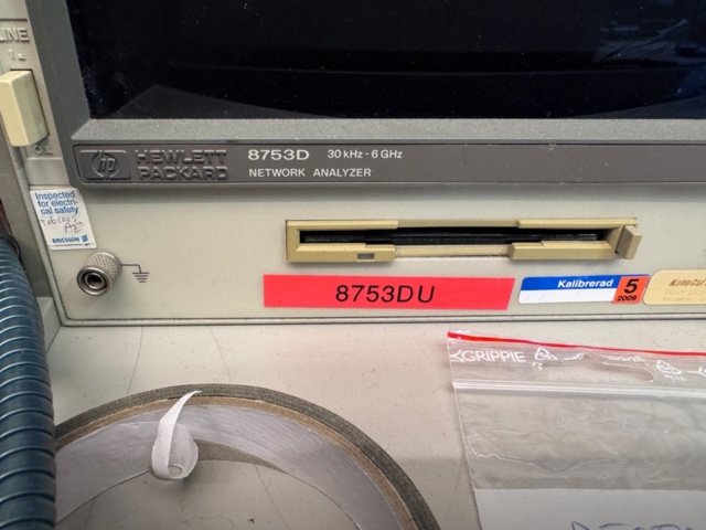 1240486-4 Network Analyzer - HP 8753D