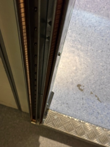 1240485-11 Screen cage - Euroshield ETS Lindgren (Updated information)