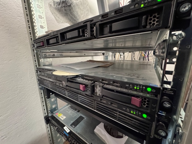 1240502-5 Server 3 pcs - HP Proliant DL320 G6