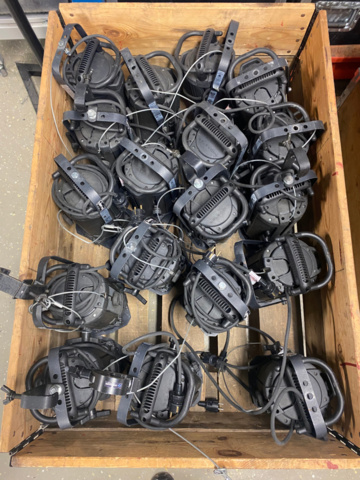 1068987-3 Selecon Acclaim Fresnel 650w 18pcs