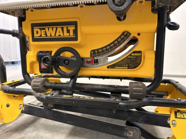 1264129-8 Dewalt klyvbord