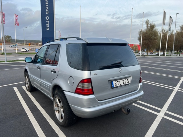 1263068-3 Mercedes-Benz ML 230 Manual, 150hp, 1999