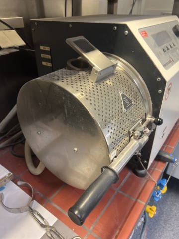 1244742-4 Vacuum press Kulzer Heracast IQ