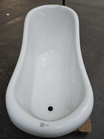 1264593-5 Kristoffer white Bathtub with lion paws sw366