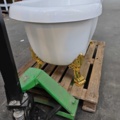 1264581-2 Kristoffer white Bathtub with lion paws sw366