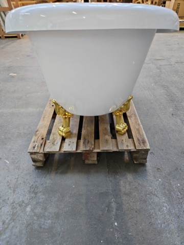 1264581-4 Kristoffer white Bathtub with lion paws sw366