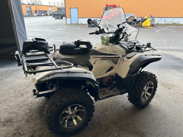 1237720-6 Quad bike Yamaha Grizzly 700 -2018 (repair object)