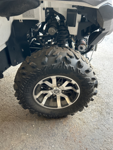1237720-13 Quad bike Yamaha Grizzly 700 -2018 (repair object)