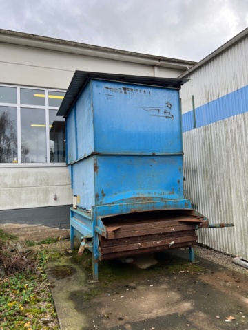 1269025-9 Komprimator med container