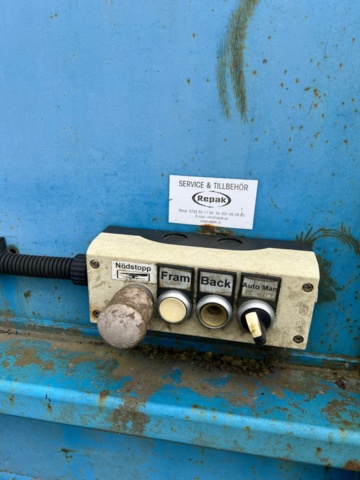 1269025-11 Komprimator med container