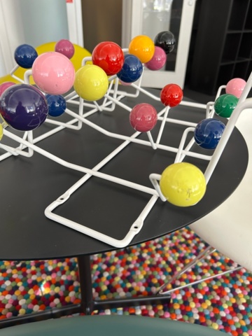 1250509-21 Table and 4 chairs Eames/Vitra - "DAR", carpet HAY