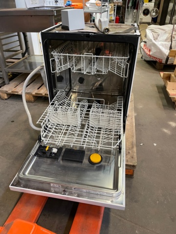 1263445-3 Miele professional Speed PG 8055, dishwasher (2016)
