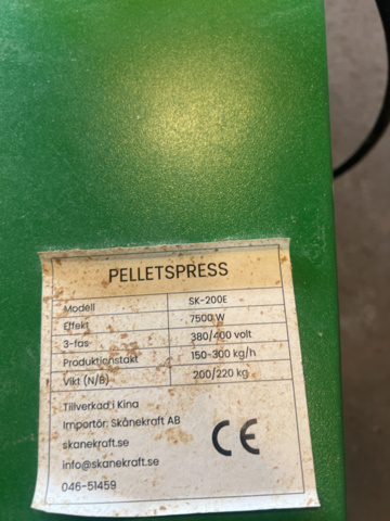 1270683-8 Pellet press SK-200E