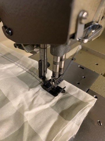 1261912-8 Sewing machine Mitsubishi LT2-250