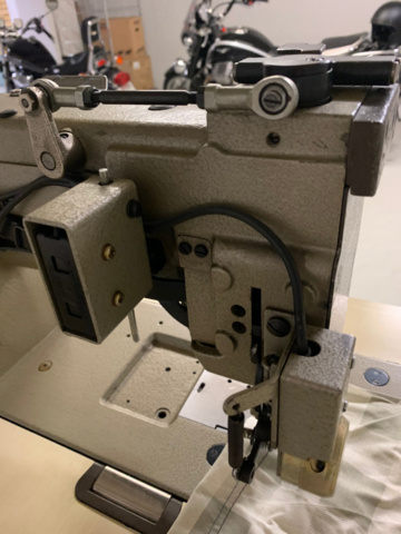 1261912-12 Sewing machine Mitsubishi LT2-250