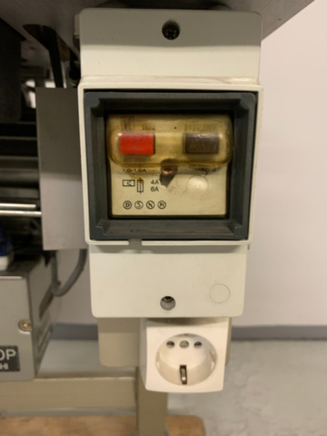 1261912-16 Sewing machine Mitsubishi LT2-250