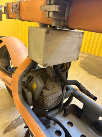 1240506-10 Electric moped Cake Scoop -2021