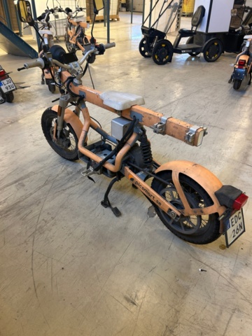 1240506-7 Electric moped Cake Scoop -2021