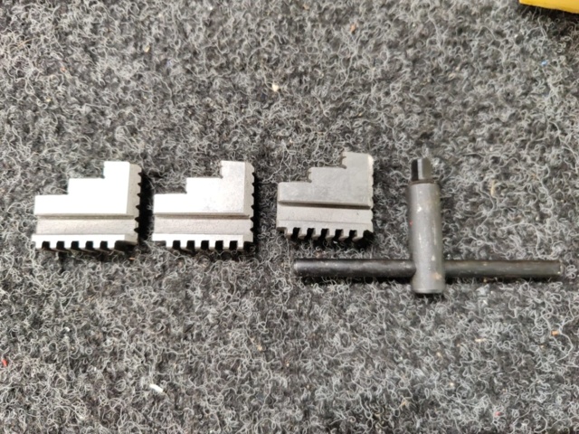 1270399-8 3-back chuck MK3 MT3-QCC-4"