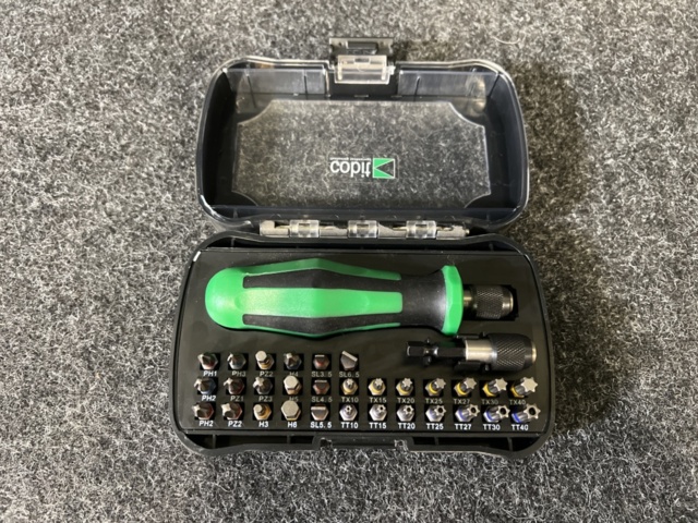 1272703-2 Hammer, bit chisel set, blade knife, mandrel, rubber hammer, etc