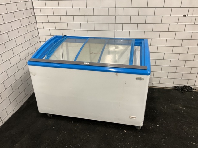 1206875-1 Freezer box on wheels