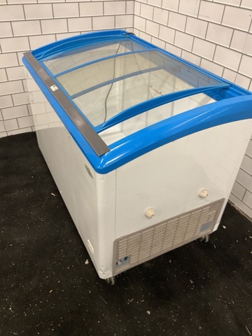 1206875-2 Freezer box on wheels