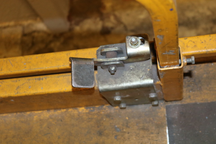 1265086-10 Scissor lift Haulotte Compact 10N (Renovation object)