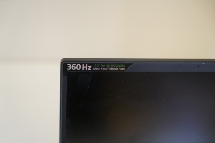 1031093-3 Razer Blade Pro 17 Gaming Laptop - 2021